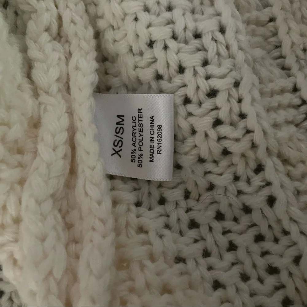 Taylor Swift Red Album Cardigan *LIMITED EDITION* - Picture 5 of 5